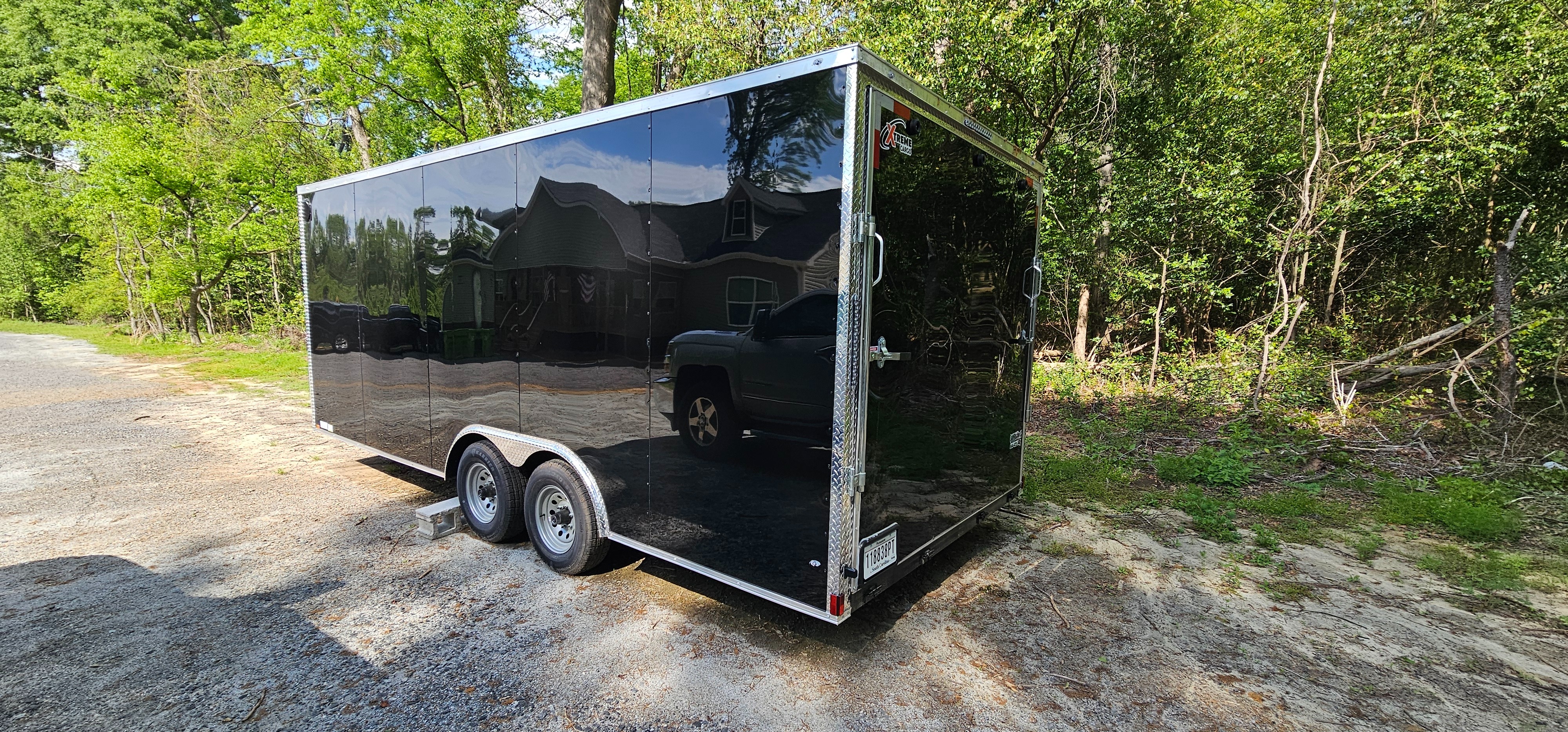 20ft Enclosed Trailer view 2