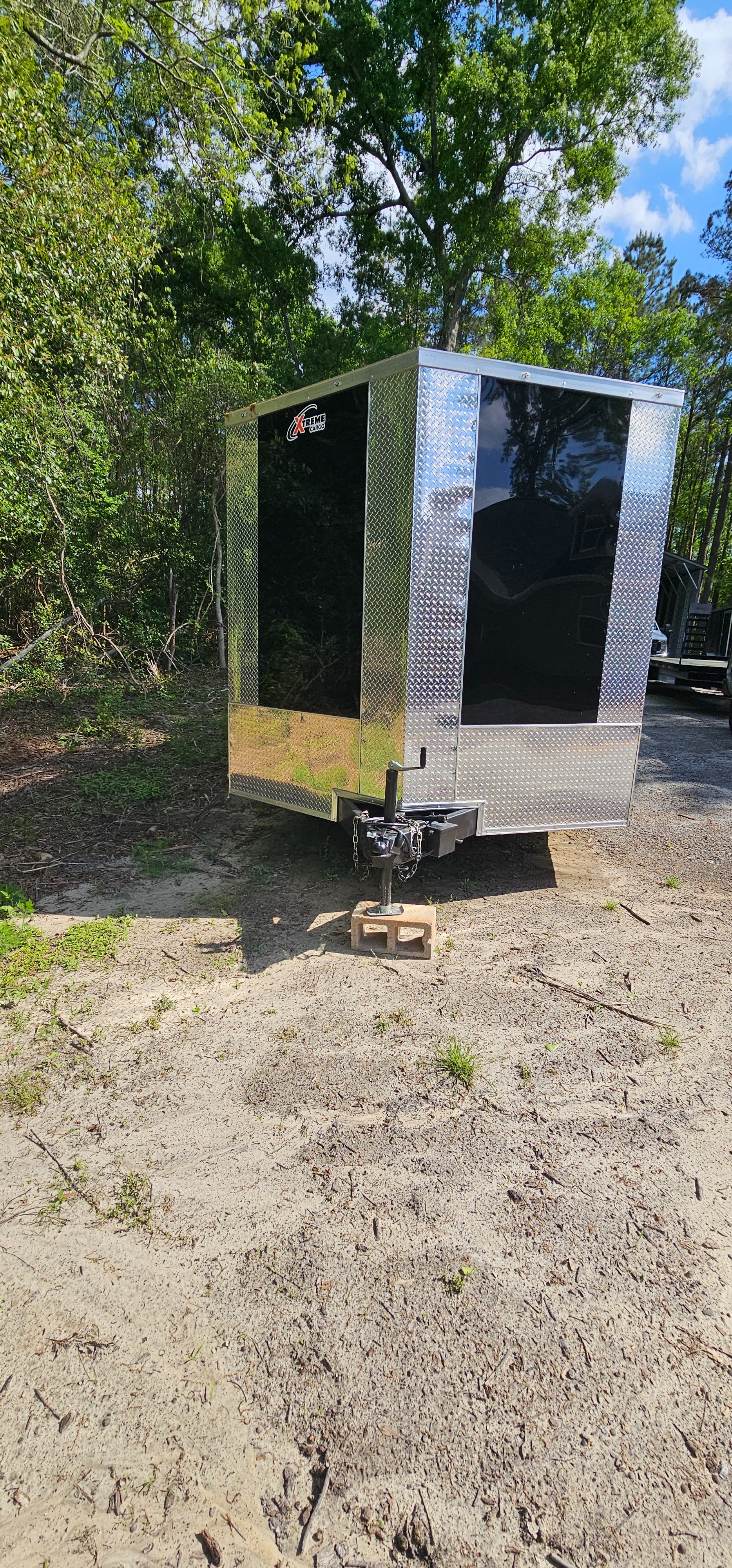 20ft Enclosed Trailer view 3